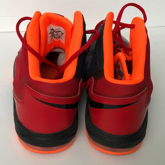 Nike AirMax Stutter Step 2 - Men's Size 11 - Red and Black - Picture 4 of 7